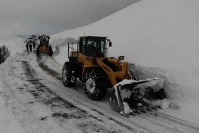 Erzincan’da 328 köy yolu ulaşıma kapandı