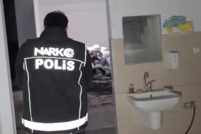 Eski fabrika binasını uyuşturucu imalathanesine çevirmiş: 130 kilo uyuşturucu ele geçirildi