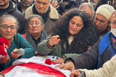 Eski İHD İzmir Şube Başkanı Ali Aydın son yolculuğuna uğurlandı