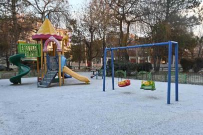 Eskişehir’in yüksek kesimleri eksi 5 dereceyi gördü