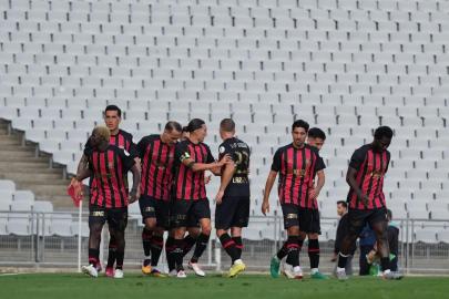Fatih Karagümrük, 4 futbolcuyla yollarını ayırdı