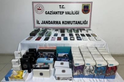 Gaziantep’te 1,8 milyon TL değerinde elektronik eşya ele geçirildi: 2 gözaltı