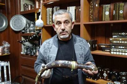 Gaziantep’te antika silahlar sedef kakma sanatıyla süsleniyor