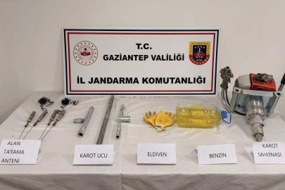 Gaziantep’te kaçak kazı yapan şahıslara jandarmadan suçüstü: 5 gözaltı