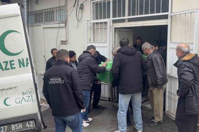 Gaziantep’te otomobil tıra arkadan çarptı: 3 kardeş hayatını kaybetti