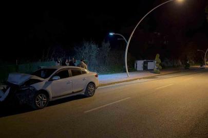 Gazipaşa’da park halindeki otomobile çarpan sürücü kaçtı