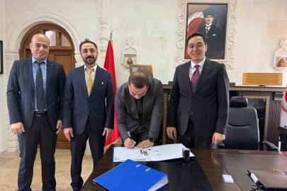 Gercüş’te 11,5 milyon lira hibe desteği almaya hak kazanan proje için imzalar atıldı