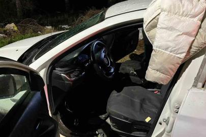 Gönen’de park halindeki araçta patlama: 2 yaralı