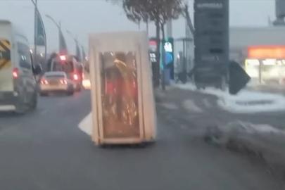 Gören bir daha baktı