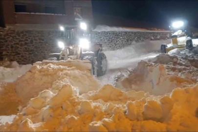 Gümüşhane’nin zirvelerinde kar seferberliği