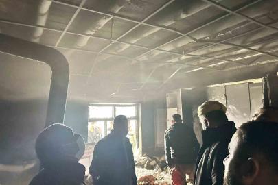 Hakkari’de ev yangını