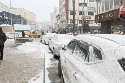 Hakkari’de kar yağışı