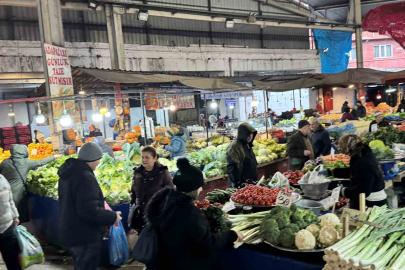 Halk pazarında fiyatlar market fiyatlarının altında kaldı