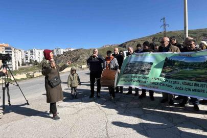 Harmandalı sakinlerinden ‘çöplük orman olsun’ çağrısı