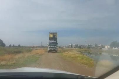 Hem kaçak moloz döktü, hem ehliyetsiz, hem de polise direndi