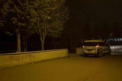 Husumetli 3 şahıs baba ve oğula saldırmış