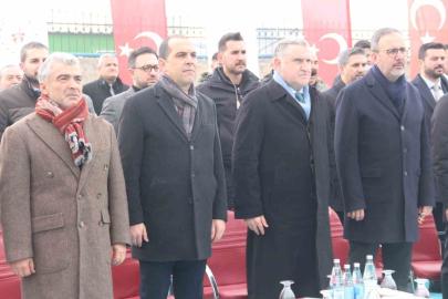 Iğdır’ın yeni stadyumunun açılışını Bakan Osman Aşkın Bak gerçekleştirdi