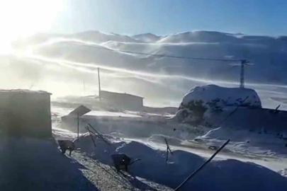 Iğdır’ın yüksek kesimlerinde tipi ve fırtına hayatı olumsuz etkiliyor