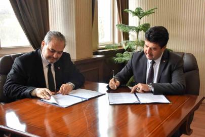 İki üniversite laboratuvar ve altyapı imkanlarını ortak kullanacak