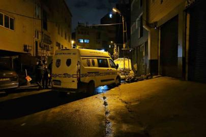 Isınmak için arabaya girdi araç yanınca feci şekilde can verdi