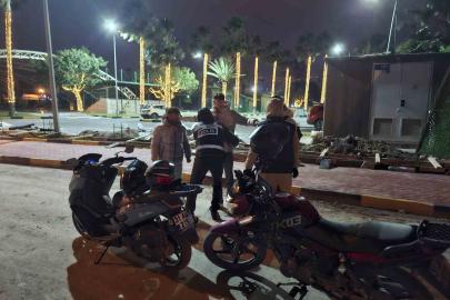 İskenderun polisi soğuk havada asayiş için sahada