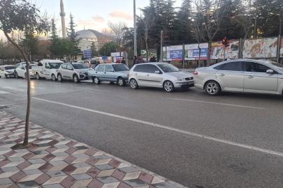 Isparta’da 7 aracın karıştığı zincirleme kaza