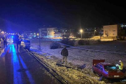 Isparta’da iki otomobil çarpıştı: 3 yaralı