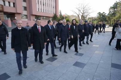 İstiklal Meydanı ve Kurtuluş Yolu düzenlemesinde sona doğru
