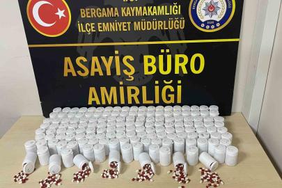 İzmir’de 8 bin adet uyuşturucu hapla yakalanan şüpheli tutuklandı