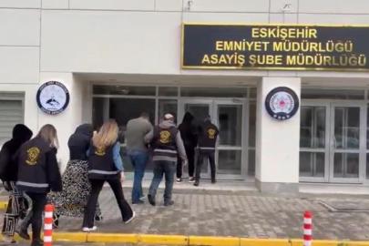 İzmir’deki 1 milyon 500 bin TL’lik hırsızlığın 4 şüphelisi Eskişehir’de yakalandı