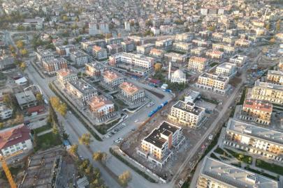 Kahramanmaraş’ta aynı açıdan çekilen görüntüler dönüşümü gözler önüne serdi