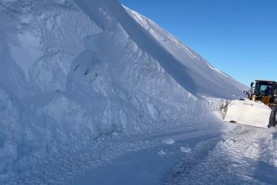 Kar kalınlığı 3 metreyi buldu