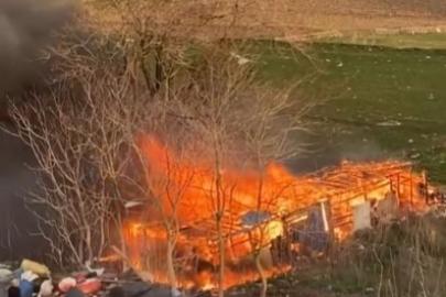 Karacabey’de ağıl alev alev yandı