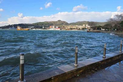 Karadeniz Ereğli’de fırtına etkili oldu