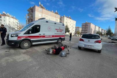 Karaman’da otomobil ile motosiklet çarpıştı