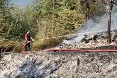 Kardeşini ahıra kilitleyip ateşe verdiği iddia edilen şahıs hakim karşısına çıktı