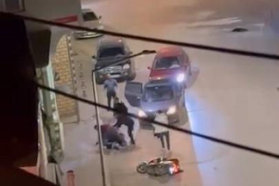 Kardeşler birbirine girdi: Ağabeyini bıçakla yaralayıp kaçtı