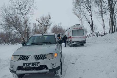 Karlı yollar aşıldı, kalp hastası muhtar için ekipler seferber oldu