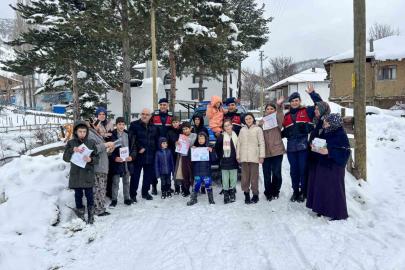Karnelerini jandarma ekipleri ulaştırdı