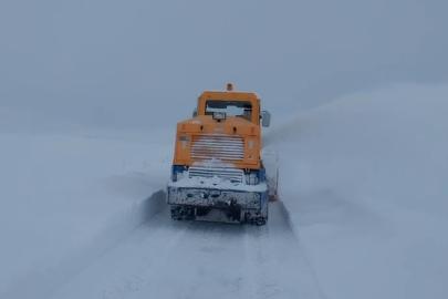Kars’ta 143 köy yolu ulaşıma kapandı