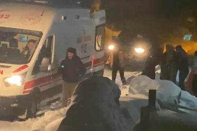 Kars’ta hasta kadın için ekipler karlı yolları aştı