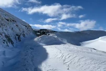 Kars’ta köy yolları tek tek açılıyor