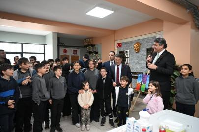 Kartepe Belediye Başkanı Kocaman, öğrencilerle bir araya geldi