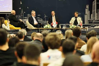 Kasapoğlu: "Türkiye’de çok güçlü bir spor tesisi alt yapısı var"