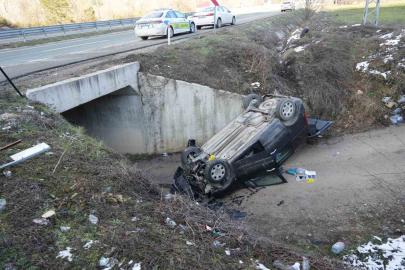 Kastamonu’da hafif ticari araç şarampole uçtu: 1 ölü