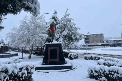 Kavak’ta kar 20 santimetreye ulaştı