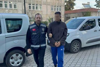 Kavgayı ayıran akrabasını tüfekle vurdu