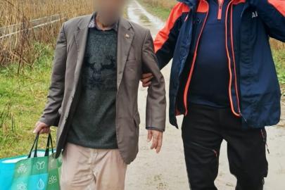 Kaybolan Alzheimer hastası yaşlı adam sulama kanalı kenarında bulundu