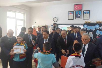 Kayseri’de 322 bin öğrenci karne aldı
