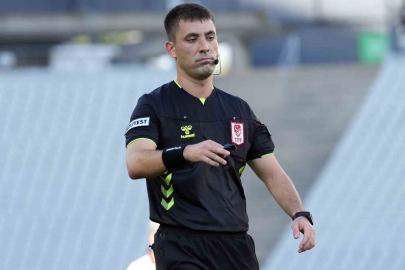 Kayserispor - Başakşehir maçını Batuhan Kolak yönetecek